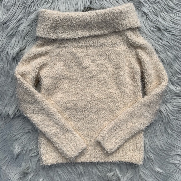 MINKPINK Teacup Off The Shoulder Sweater Cream XS - Picture 8 of 8